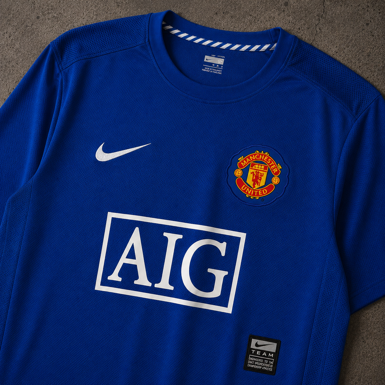 MANCHESTER UNITED 2008/09 RETRO JERSEY