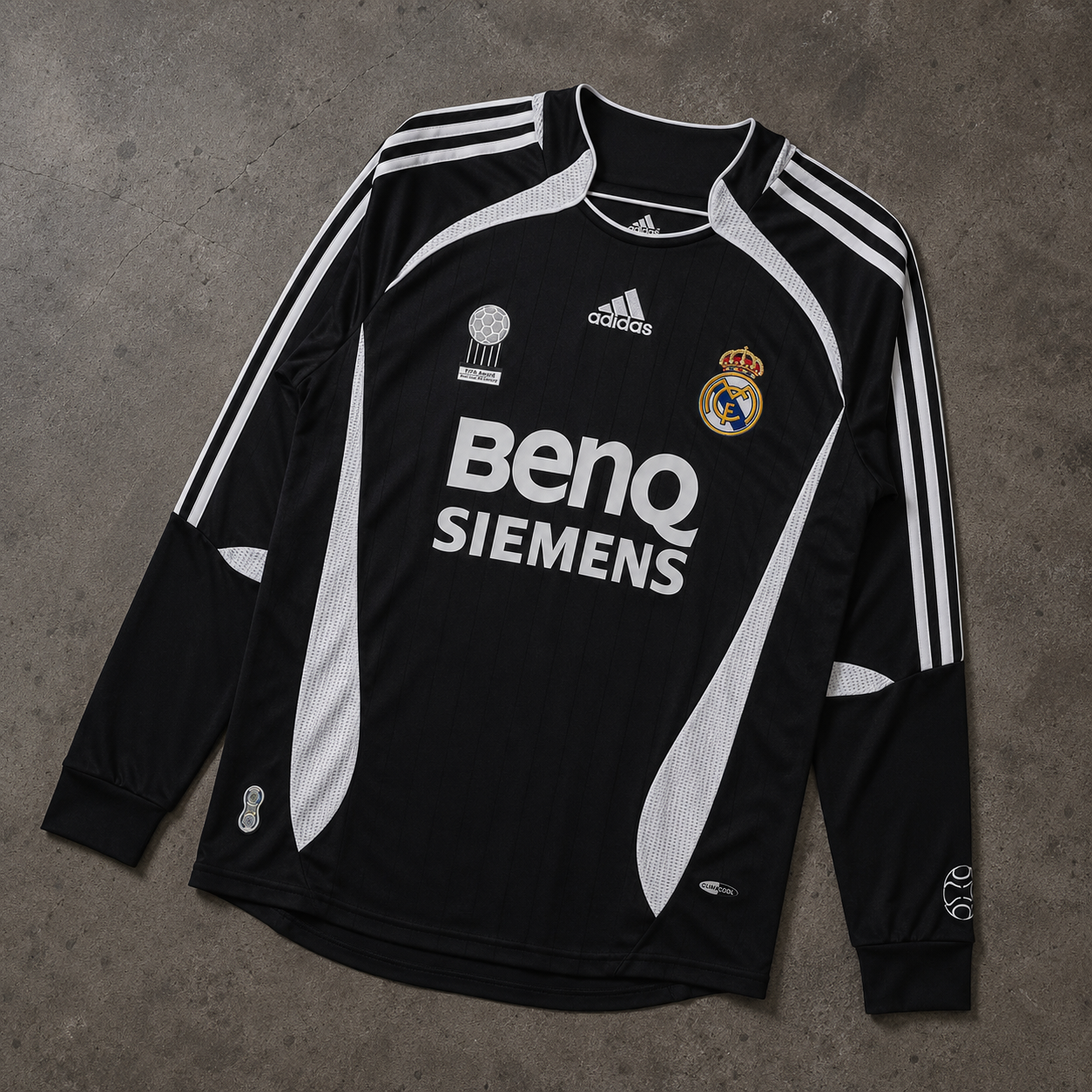 REAL MADRID 2006/07 LONGSLEEVE RETRO JERSEY