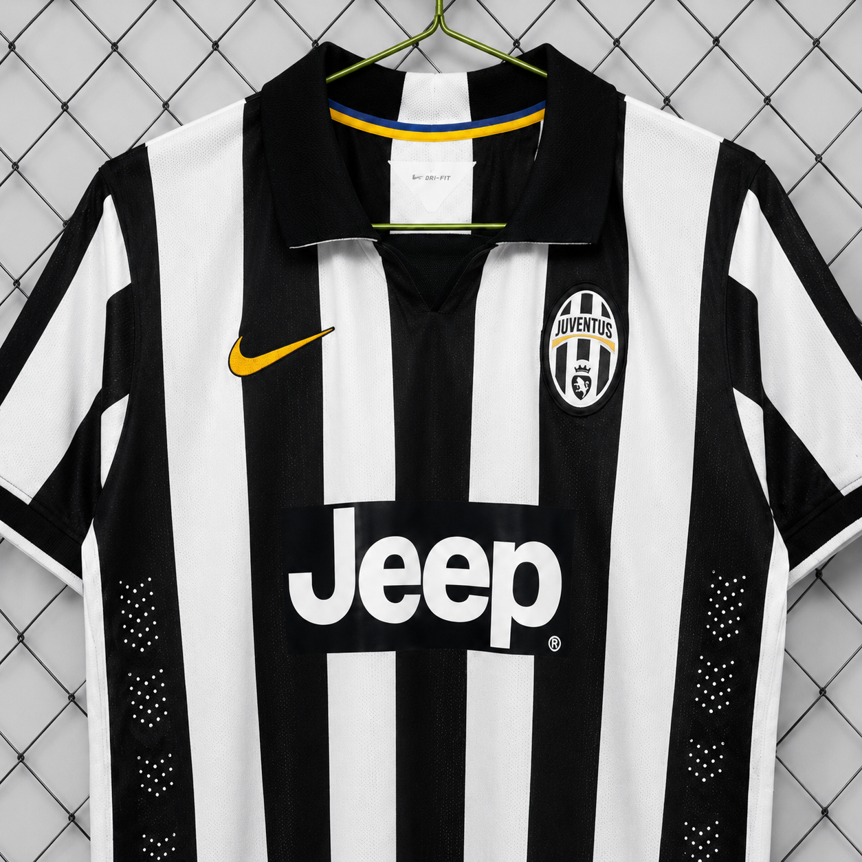 JUVENTUS 2014/15 RETRO JERSEY