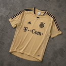 BAYERN MÜNCHEN 2004/05 AWAY RETRO JERSEY