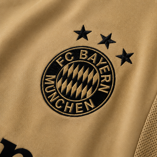 BAYERN MÜNCHEN 2004/05 AWAY RETRO JERSEY