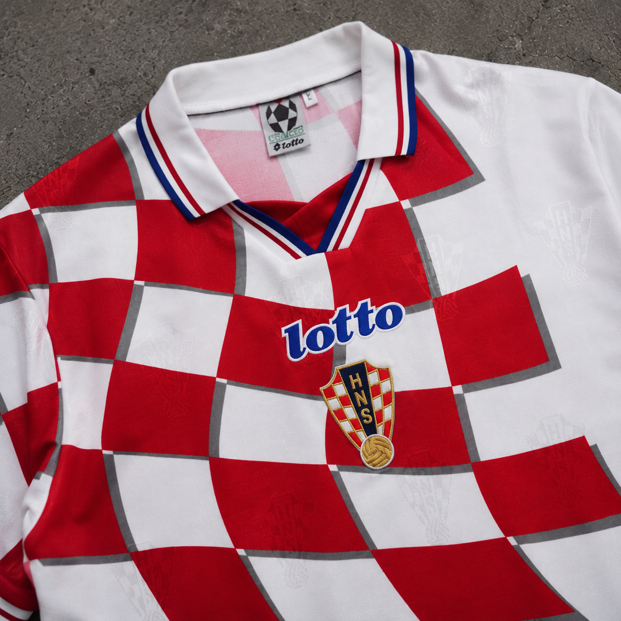 CROATIA 1998 HOME RETRO JERSEY