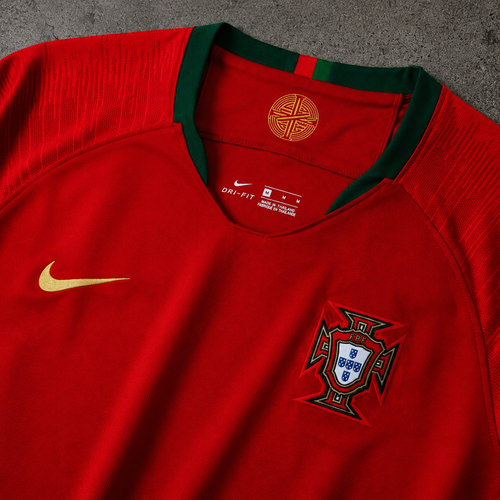 PORTUGAL 2018 HOME RETRO JERSEY