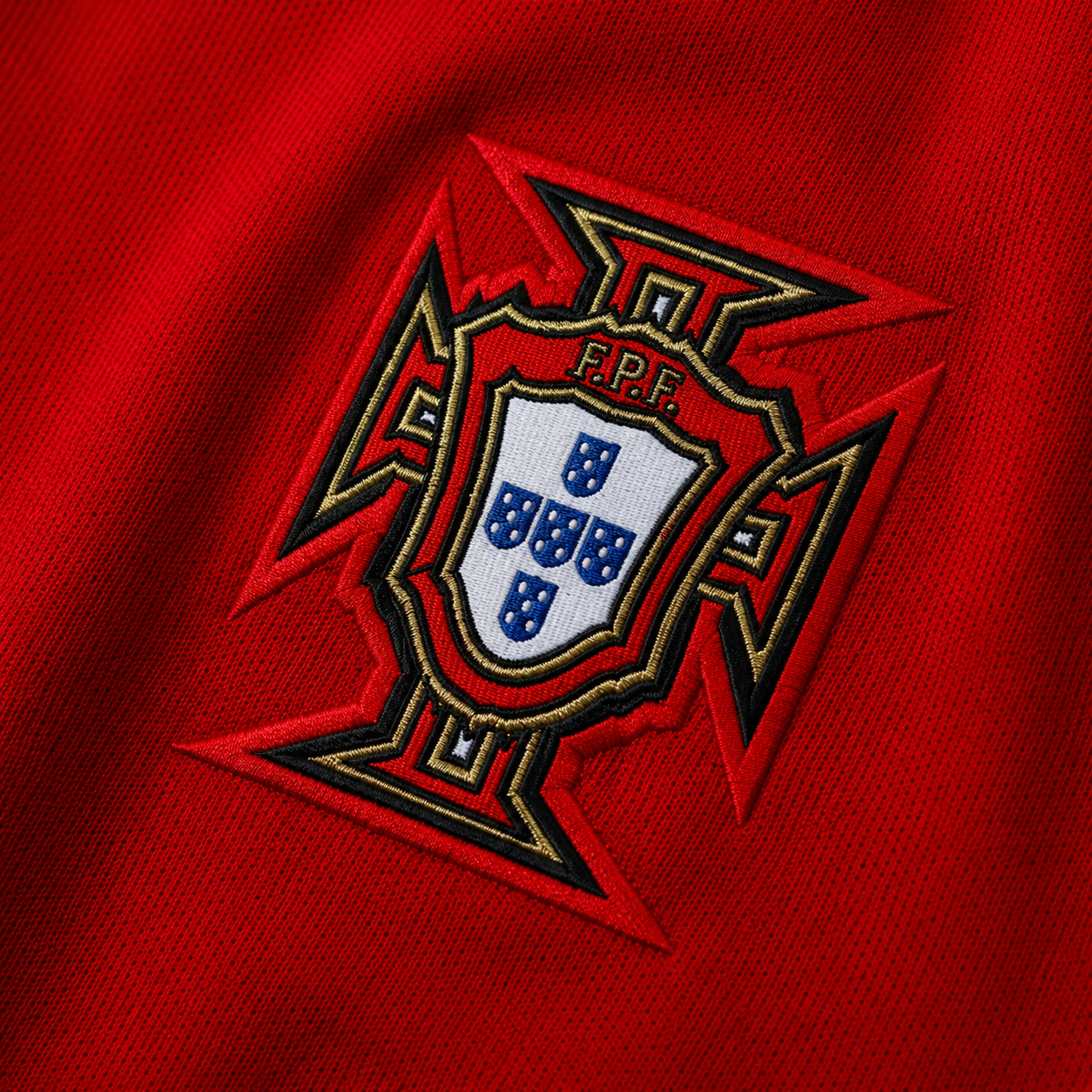 PORTUGAL 2018 HOME RETRO JERSEY