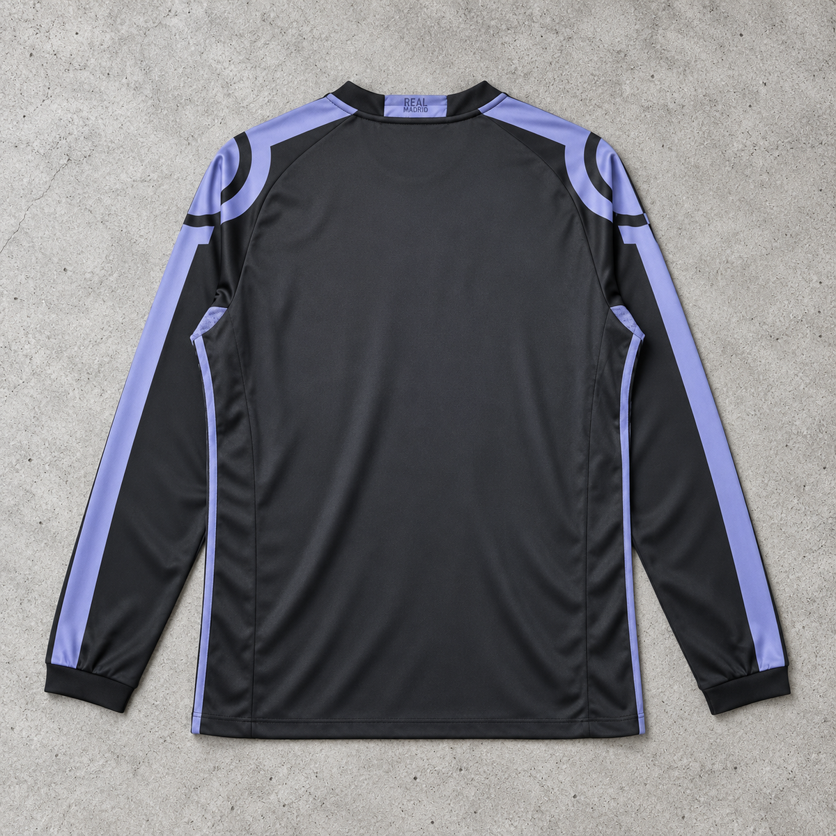 REAL MADRID 2016/17 LONGSLEEVE RETRO JERSEY