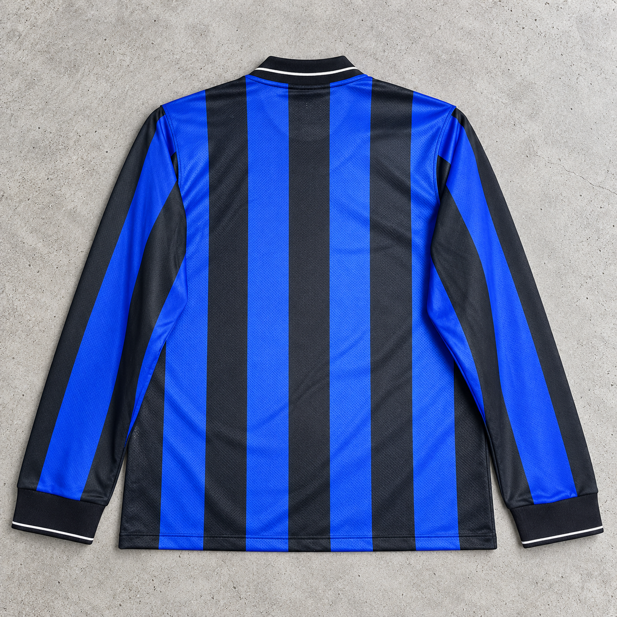INTER MILAN 2010 LONGSLEEVE RETRO JERSEY