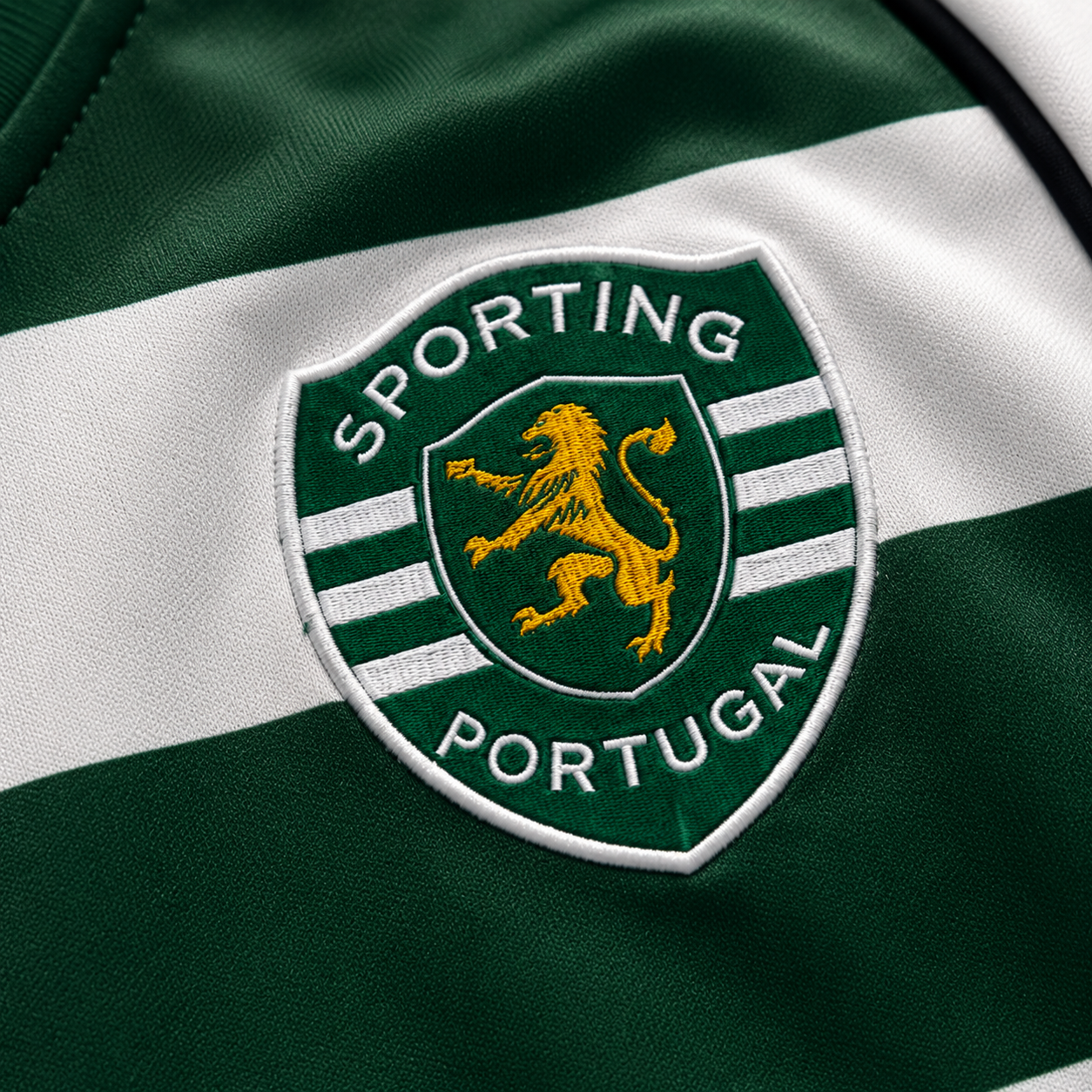 SPORTING CP 2001/03 RETRO JERSEY
