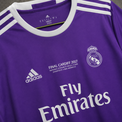 REAL MADRID 2016/17 RETRO JERSEY