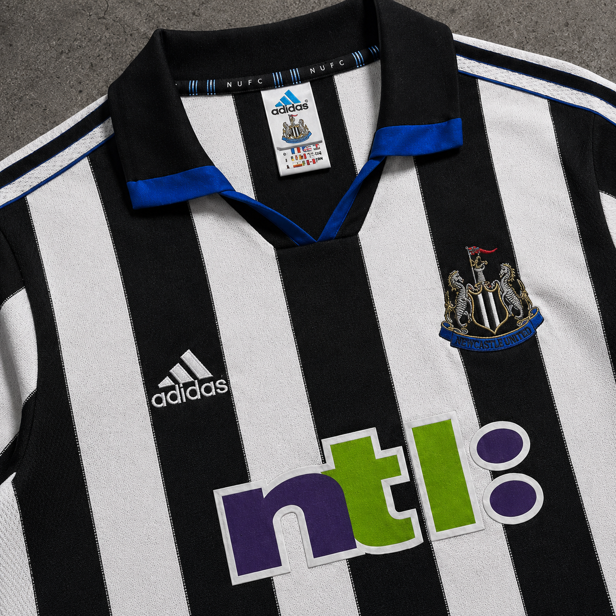 NEWCASTLE 2000/01 RETRO JERSEY