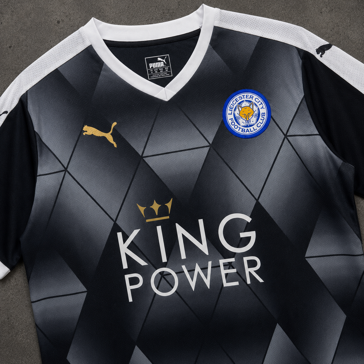LEICESTER CITY 2015/16 RETRO JERSEY