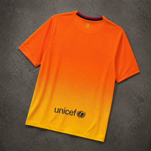 FC BARCELONA AWAY 2012/13 RETRO JERSEY