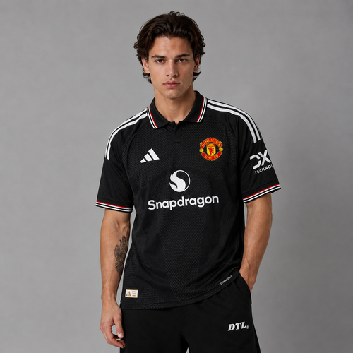 MANCHESTER UNITED DRAGON BLACK EXCLUSIVE JERSEY