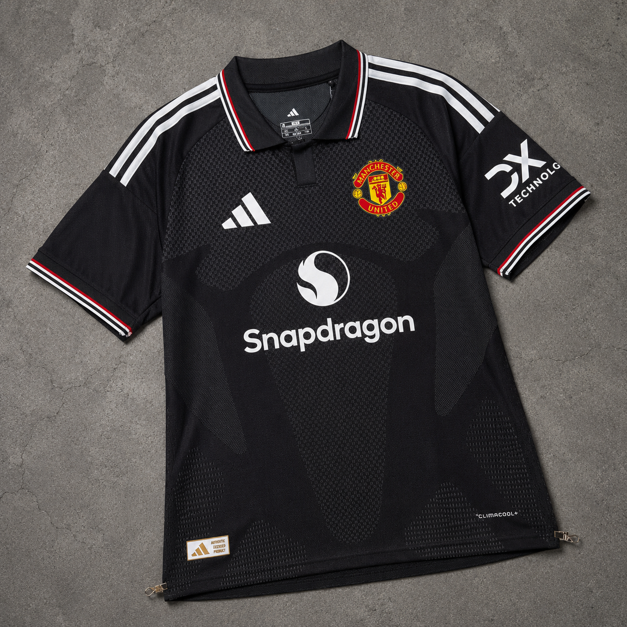 MANCHESTER UNITED DRAGON BLACK EXCLUSIVE JERSEY