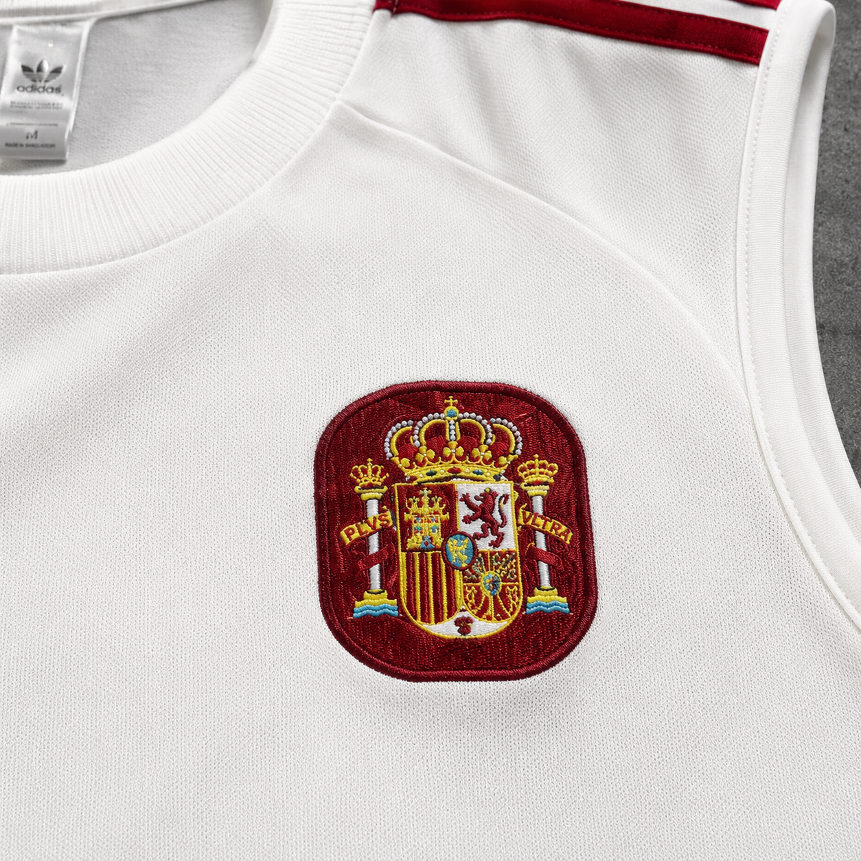 SPAIN ROYAL CREST SLEVELESS JERSEY