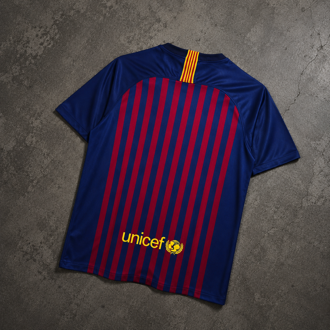FC BARCELONA 2018/19 RETRO JERSEY