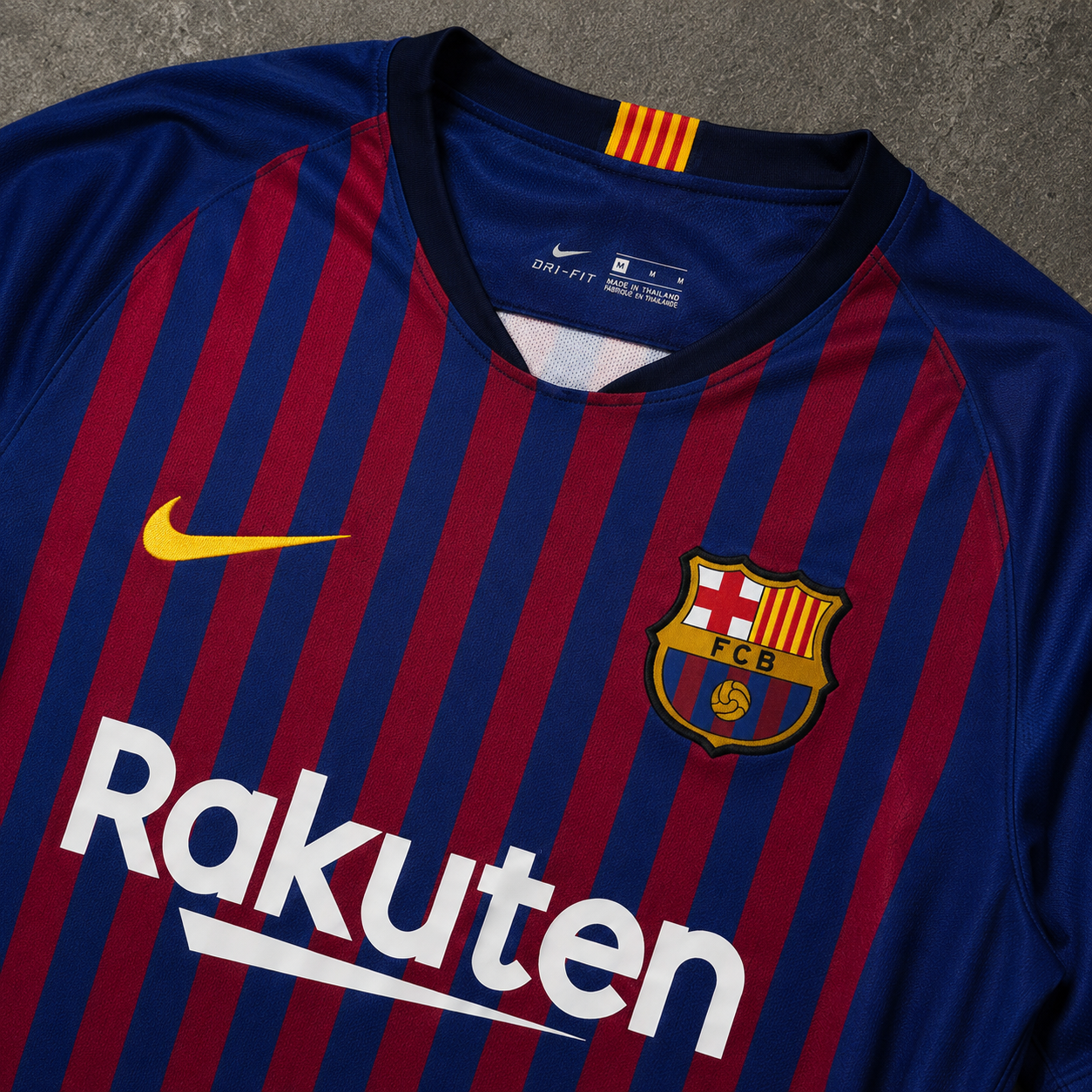 FC BARCELONA 2018/19 RETRO JERSEY