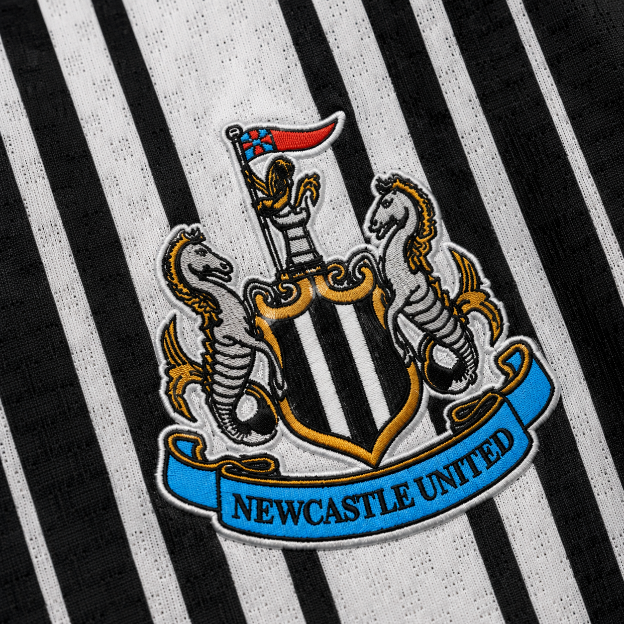 NEWCASTLE 26/27 HOME EXCLUSIVE JERSEY