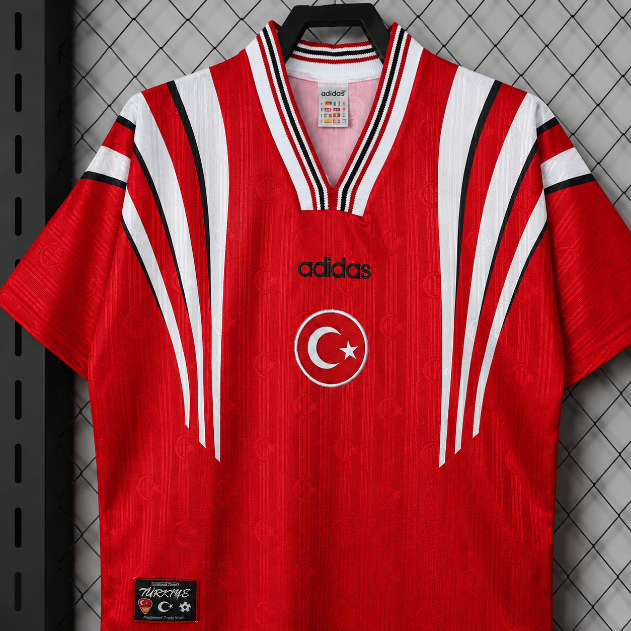 TÜRKIYE 1996 RETRO JERSEY