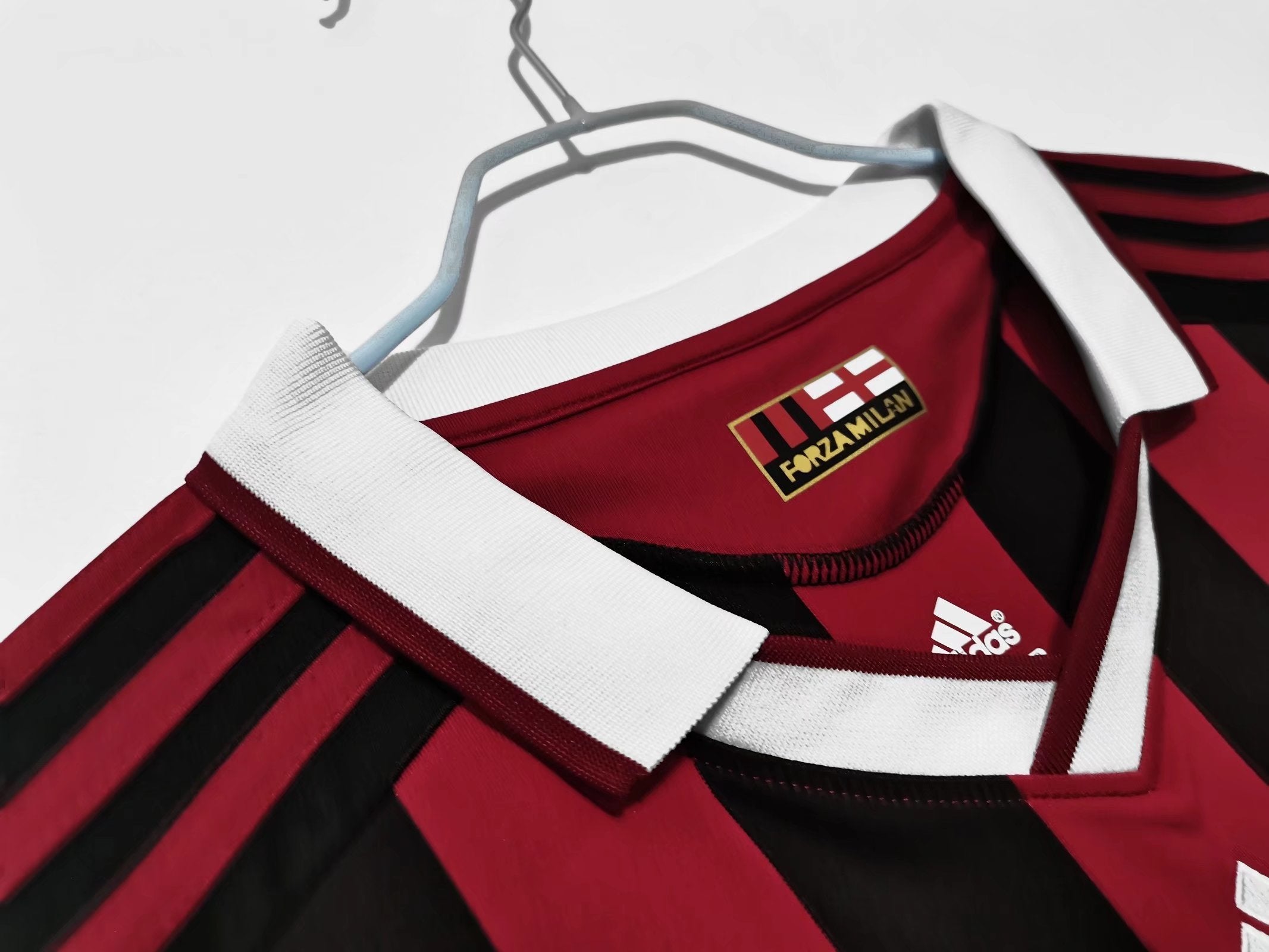 AC MILAN 2009/10 HOME LONGSLEEVE RETRO JERSEY