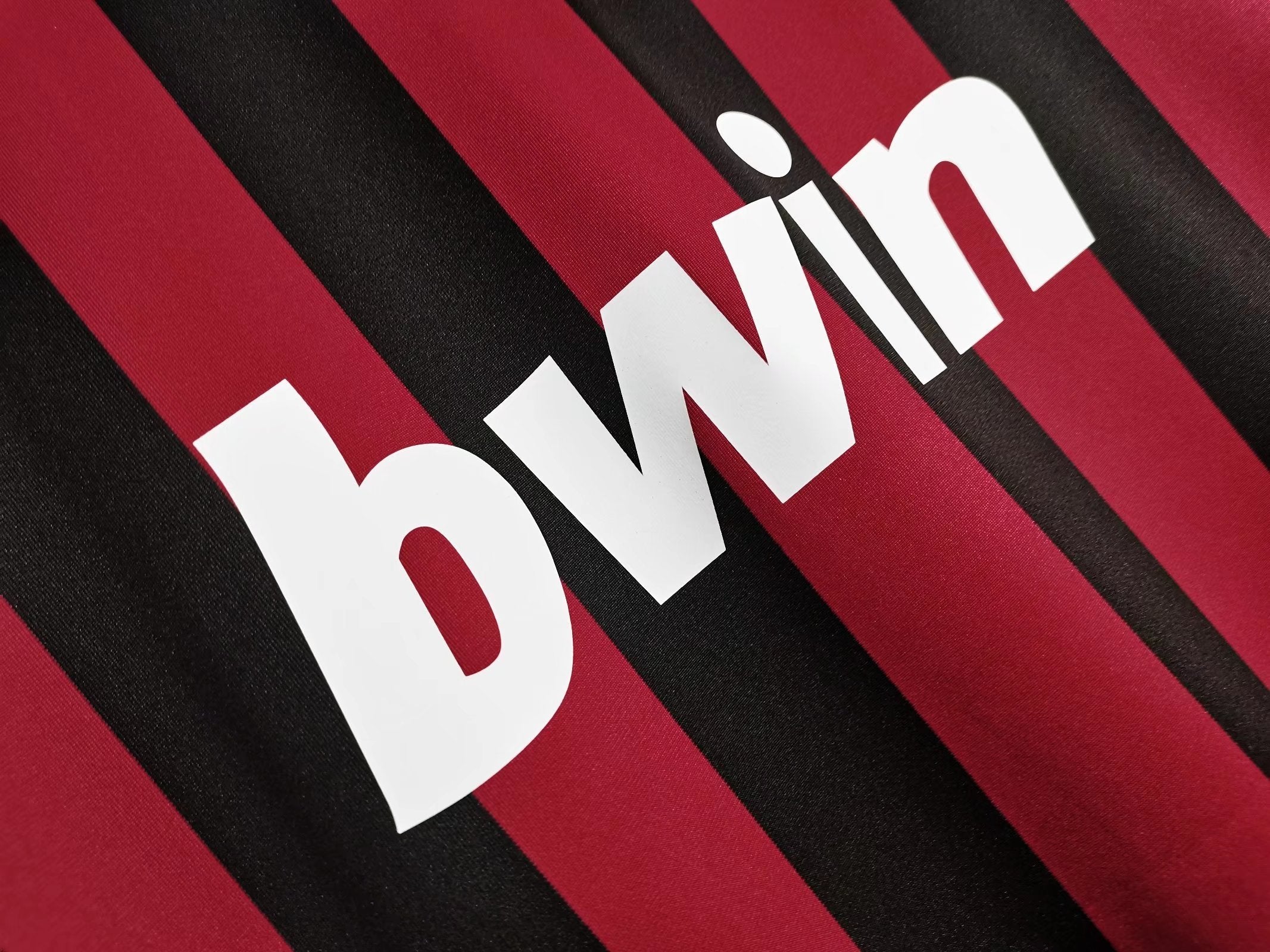 AC MILAN 2009/10 HOME LONGSLEEVE RETRO JERSEY