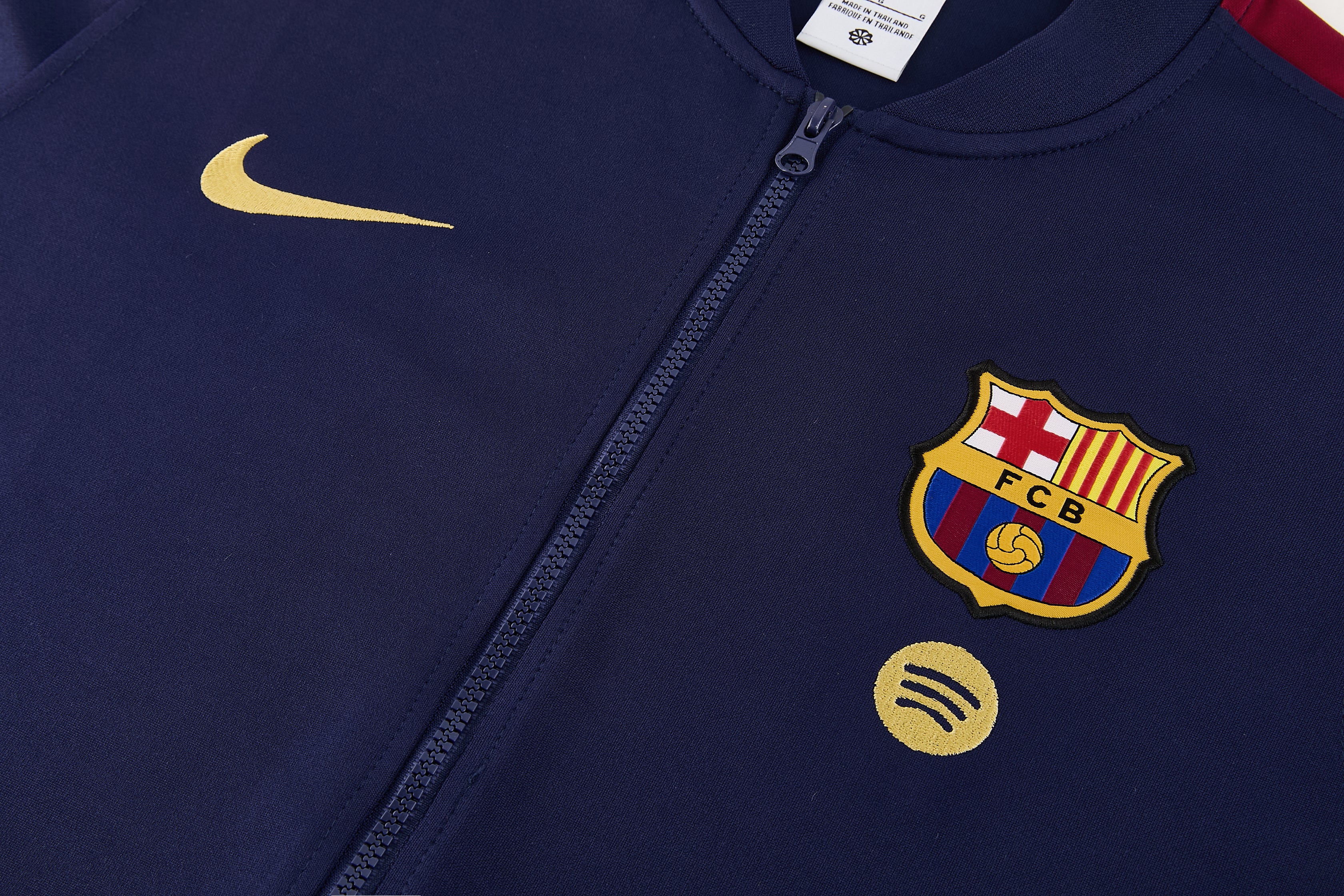 FC BARCELONA PARADISE FOOTBALL ZIPPER