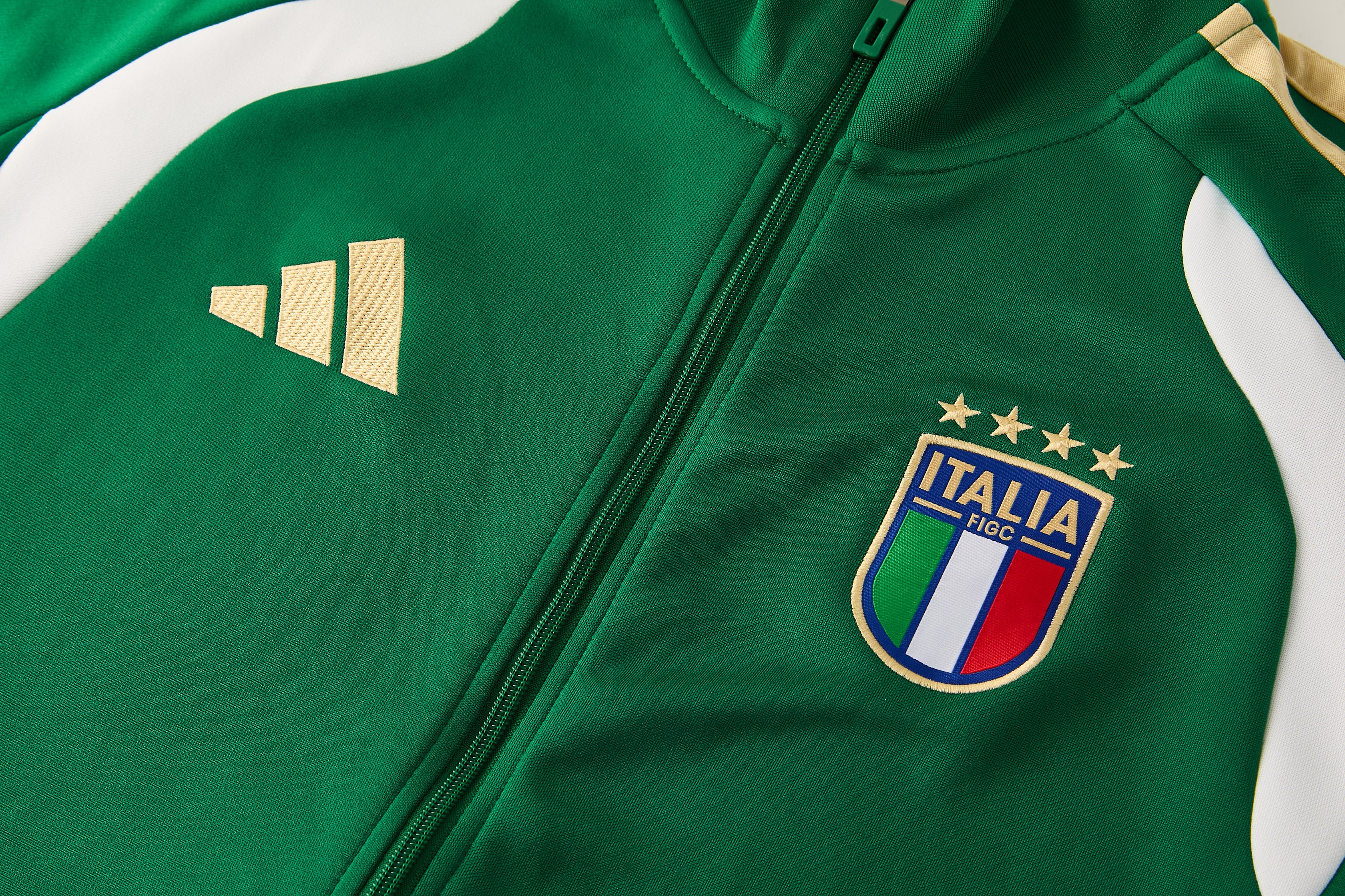 ITALY VERCE FOOTBALL ZIPPER