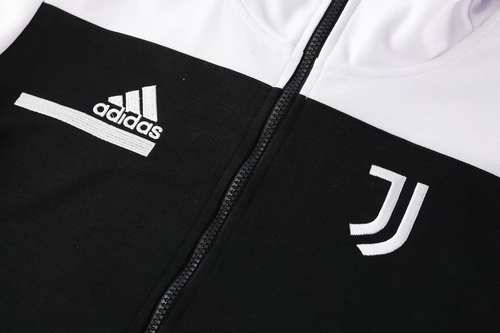JUVENTUS PANDA WINDBREAKER