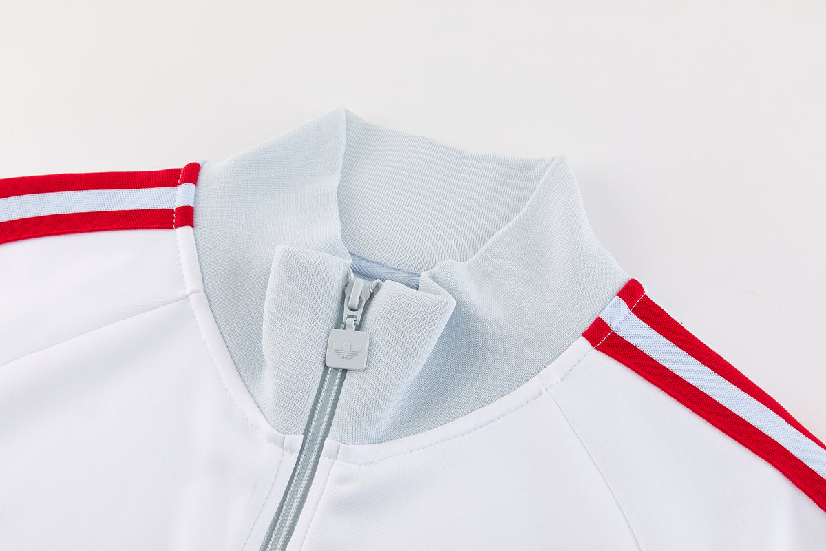 LIVERPOOL PEARL FOOTBALL ZIPPER