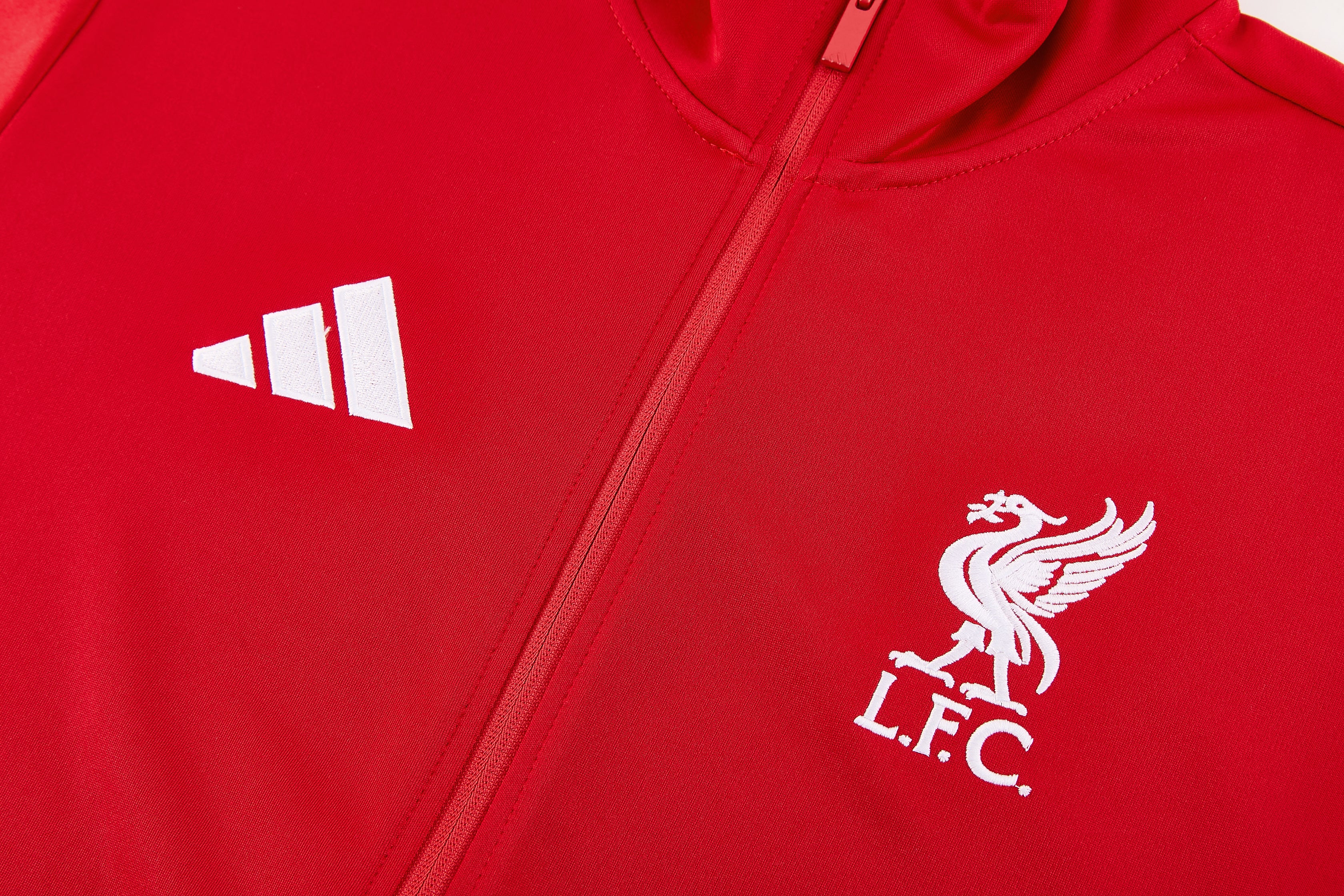 LIVERPOOL REDD FOOTBALL ZIPPER